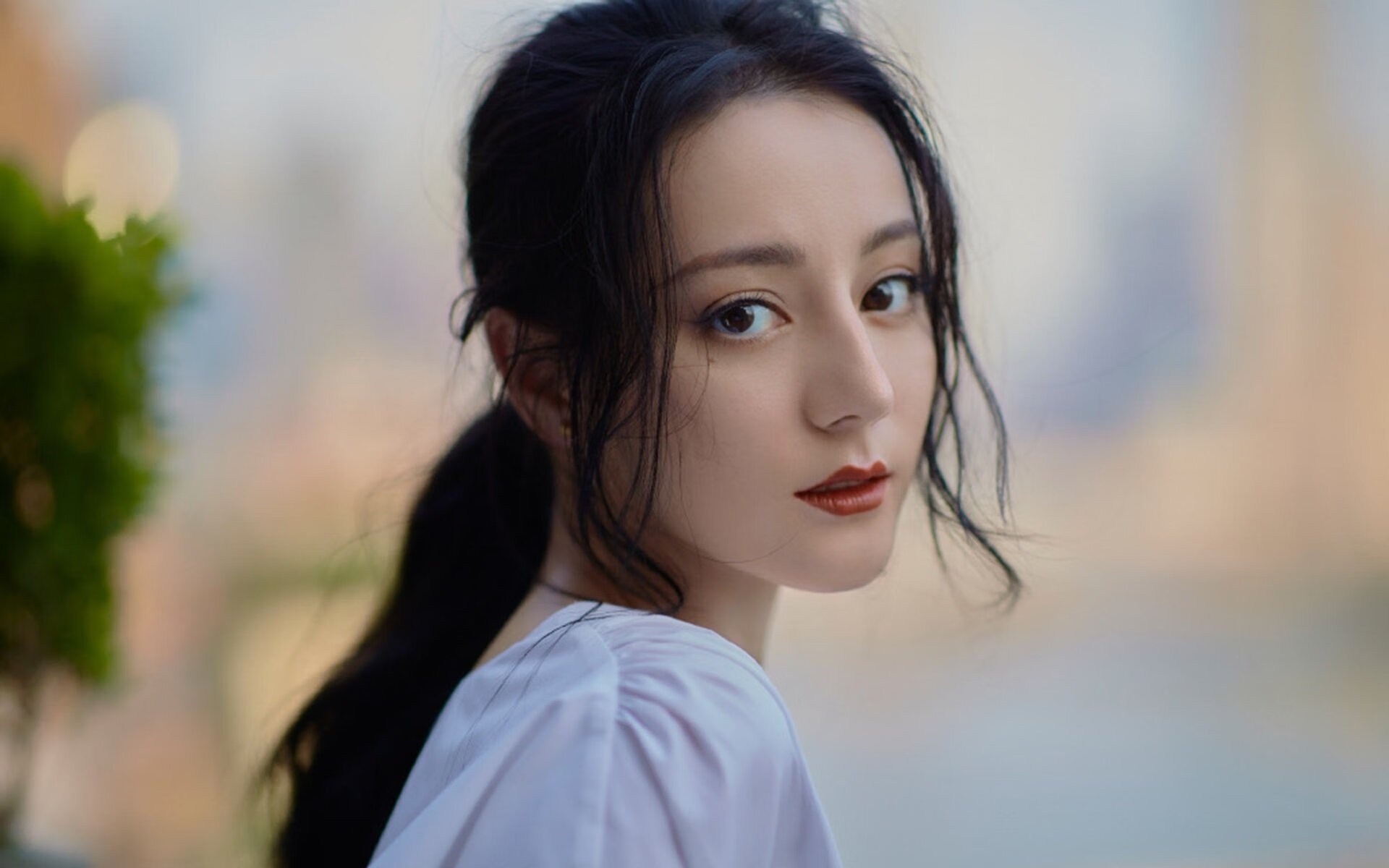 德甲的战争,不止在球场