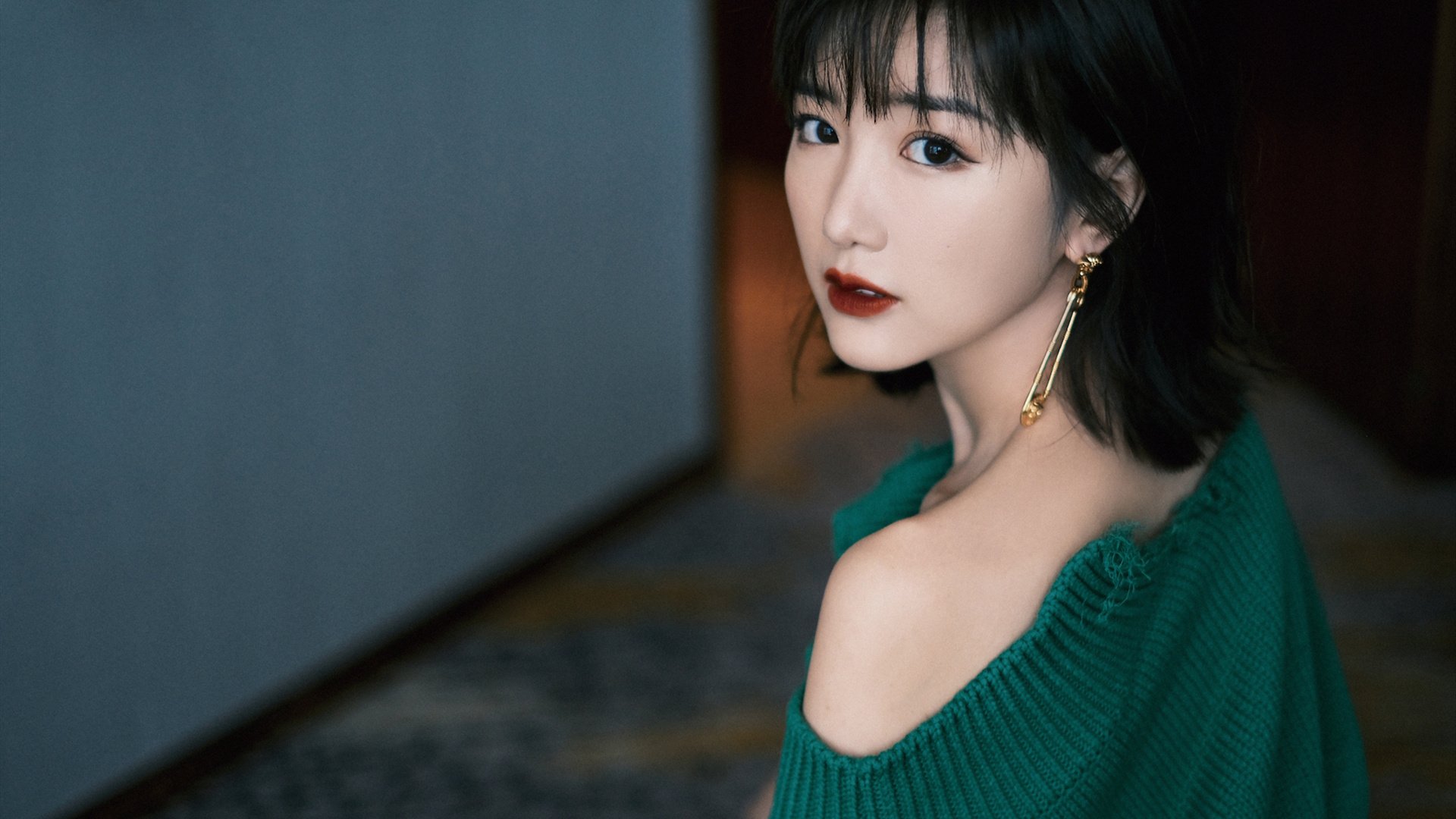 时空裂纹,当山西队爆冷湖人与范弗利特欧冠决赛接管在平行宇宙共振